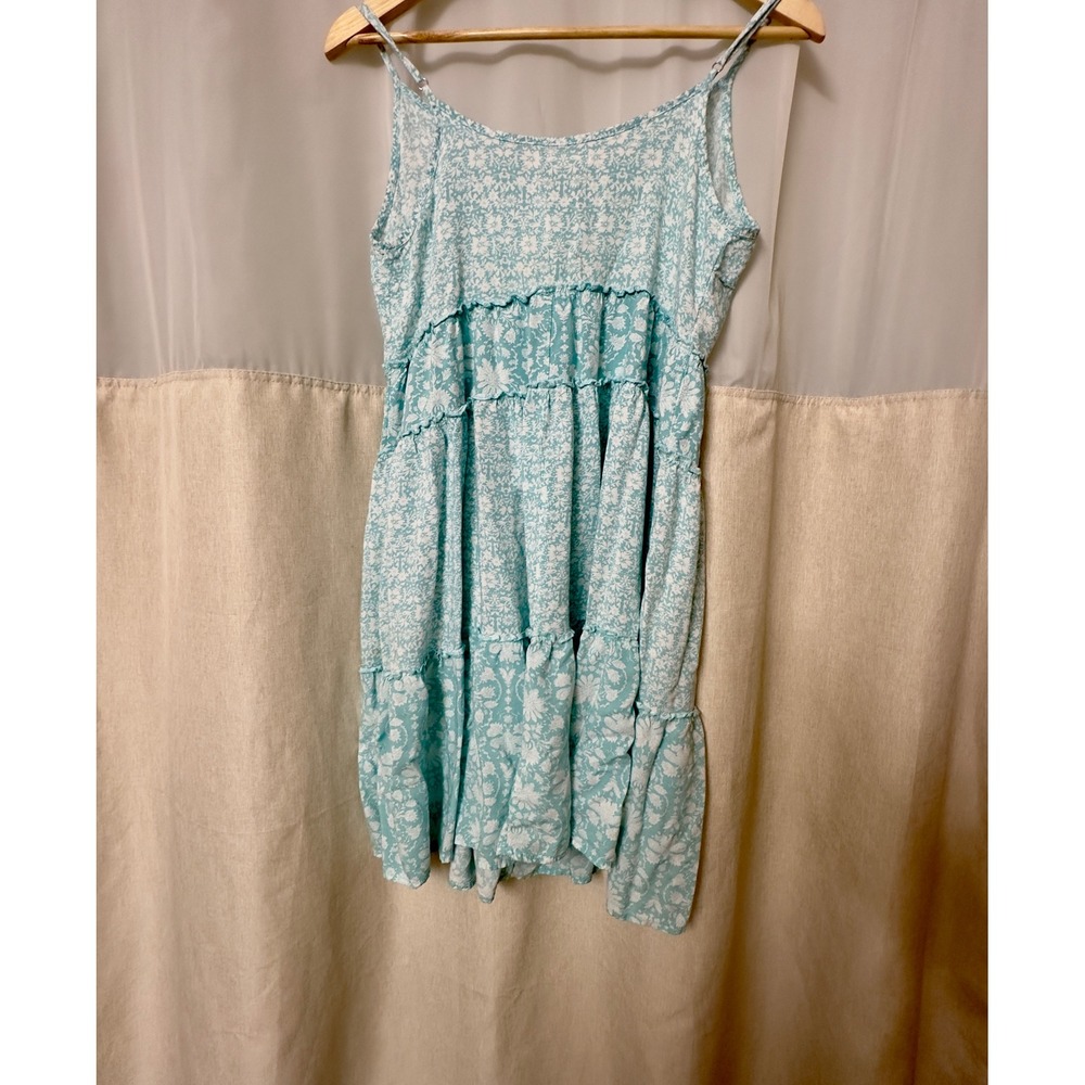 Maurices Blue Floral Tiered Mini Dress Womens Medium Rayon Flowy V-Neck
Y2K - Picture 6 of 8